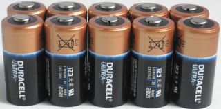 10 Duracell Ultra DL123A, CR123A 123 3V Batteries Expires 2021