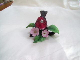   FINCH BIRD FIGURINE MINT/HAND PAINTED/CERTIF​ICATE/GBC COLLECTION
