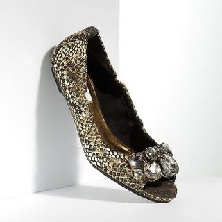 NEW Simply Vera Wang Peep Toe Ballet Flats Size 8 womens shoes gold