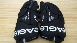 Eagle Talon Hockey Gloves   Black   NEW