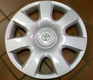 Toyota Camry Hubcap Wheel Cover 2002   2004 15 Camery NEW AM