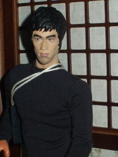 Bruce lee Custom Figure and Enterbay Game of Death Stand