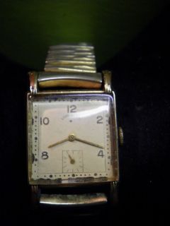 1945 Mens Elgin 21 Jewel Grade 556 Watch Needs Mainspring Repaired 