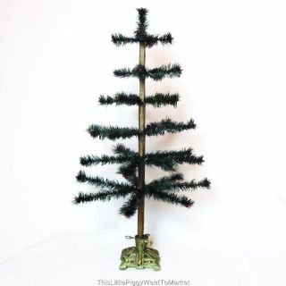 26 DARK GREEN FEATHER CHRISTMAS TREE with VINTAGE STYLE CAST IRON 