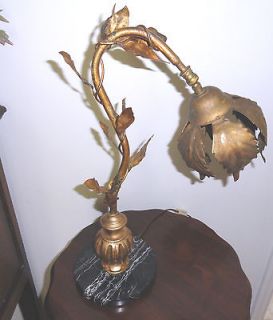 VINTAGE GOLD GILT ORMALU TABLE LAMP TULIP LIKE SHADE W/ LEAVES MARBLE 