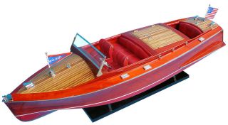Chris Craft Runabout 32   Wooden Model Boat NEW