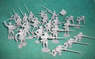 CTS/MARX set of Confederate Soldiers 22 figures (gray)