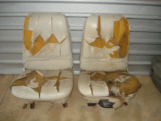 1972 BUICK RIVIERA GS BUCKET SEATS WITH DRIVER POWER TRACKS 68 72 