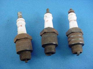 vintage spark plugs in Collectibles