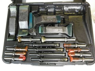USATCO 53 RGK1 AIRCRAFT RIVET KIT USATCO Professional Rivet Gun Kit 