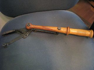 Vintage Remington Wood Handled Skeet Thrower Hand Trap