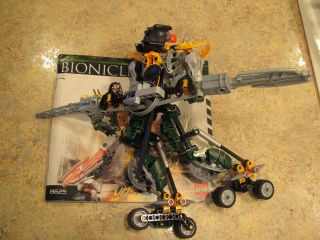 LEGO Bionicle Titan Warrior UMBRA 8625 Complete w/ light up weapons 