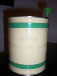 Classic Androck Sifter Great Condition Green Cream Farmhouse Decor 