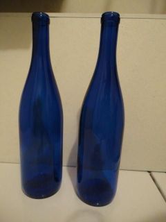 Beautiful pr (2) 12 Graceful DARK COBALT BLUE 750 ML WINE Bottles