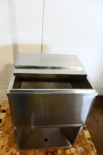HEAVY DUTY STAINLESS STEEL ICE BIN WITH LID WITH COLD PLATE 7 IN AND 