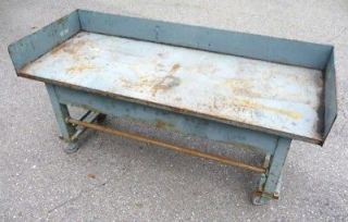 VINTAGE ROLLING INDUSTRIAL MACHINE AGE WORK TABLE/BENCH