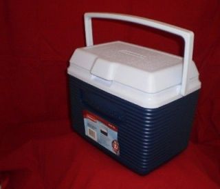 RUBBERMAID 2A11 04 10 QUART VICTORY COOLER ICE CHEST MODERN BLUE NEW