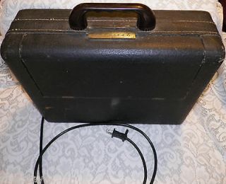 Antique 40s ADMIRAL Portable Suitcase TUBE TYPE Radio Model 7P33 N 
