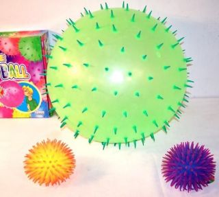 12 EXPANDABLE TWO TONE SPIKED BALLS inflatable toy ball