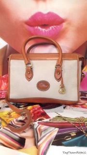 dooney and bourke classic satchel in Handbags & Purses