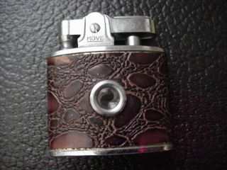 Vintage Naughty Lady Pick a boo Viewer Lighter (Omega)