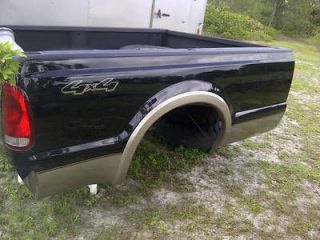 Ford F 350 Truck Bed with 5th Wheel Hitch
