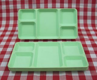   Compartment   Plastic Camping Picnic Patio Cafeteria Lunch Trays G