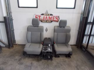 2004 2008 Ford F 150 Gray Cloth Front Seat w/Center Console & Shifter 