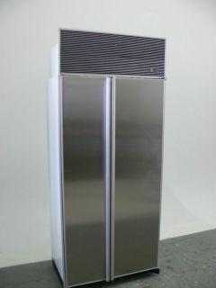   561 BUILT IN 36 Side by Side STAINLESS STEEL REFRIGERATOR & FREEZER