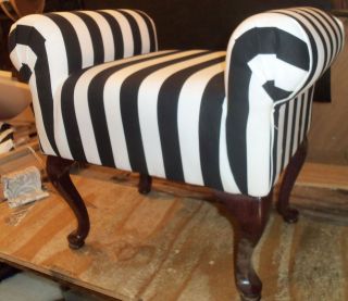   WHITE STRIPED SMALL BENCH SITTING STOOL QUEEN ANNE BEDROOM FURNITURE