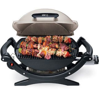 Weber Q100 Gas Grill NEW
