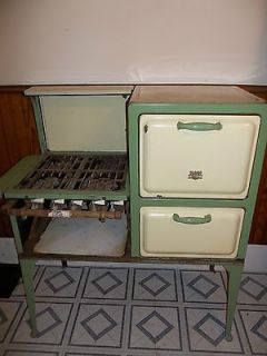 Early 1900s VINTAGE CLARK JEWEL GAS STOVE