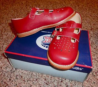 NEW NIB girls FOOTMATES solid RED mary janes dress shoes sz 11 M or 9 