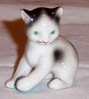   Miniature Porcelain Cat Kitten Figurine w/Green Ball   West Germany