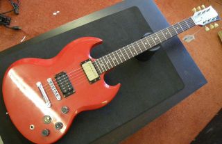 GIBSON SG SPECIAL GUITAR MADE IN USA RED