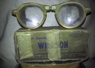 Vintage Willson Safety Glasses or Goggles   Steampunk   motorcycle 