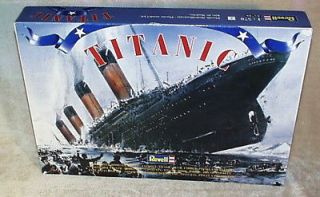   Exclusive Titanic Model Kit 1/570 with Book German Edition 05700 1995
