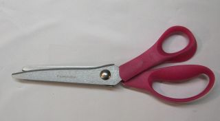 Fiskars 8 Pinking Shears PINK New Quilting Scissors