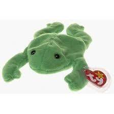 RARE & RETIRED TY BEANIE BABY~LEGS THE GREEN FROG~NEW WITH PVC PELLETS 