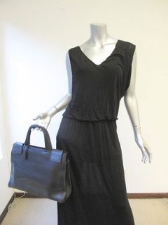 prada handbag leather black in Handbags & Purses