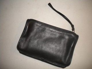 Authentic Top Quality COACH Leather Organizer Clutch/Handbag Nice
