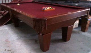Brunswick Contender Series Pool Table, fabulous condition, South 