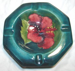 Vintage Walter MOORCROFT Pottery HIBISCUS Ashtray c.1950s TEAL