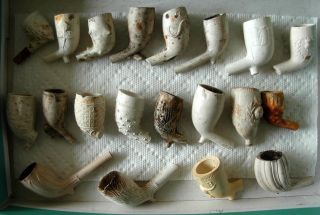 20 BRITISH CLAY PIPE BOWLS AND STEMS ALL DIFFERENT SOME STAINING DUMP 