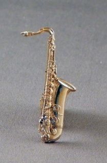   Pin Badge Brooch Saxaphone (Gold Plate) Jazz Blues Music Saxophone