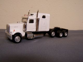 Promotoex/Herpa #6436   Western Star with lift axle. 1/87 scale.