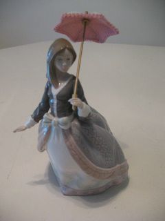 LLADRO # 5211 Girl with Parasol Angela porcelain RETIRED