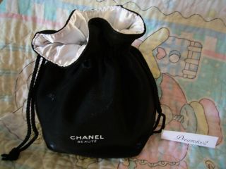 CHANEL Beaute Cosmetic bag make up travel Shiny Padded Soft fabric 