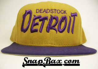 DETROIT DEADSTOCK SCRIPT NEW ERA VINTAGE CARMEL AND PURPLE SNAPBACK 