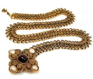 CHANEL Vintage Pearl & Color Stone CC Charm Gold Color Chain Belt 